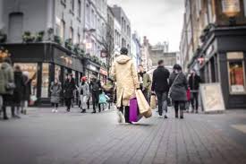 UK consumer confidence increases