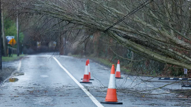 New storm hits UK.