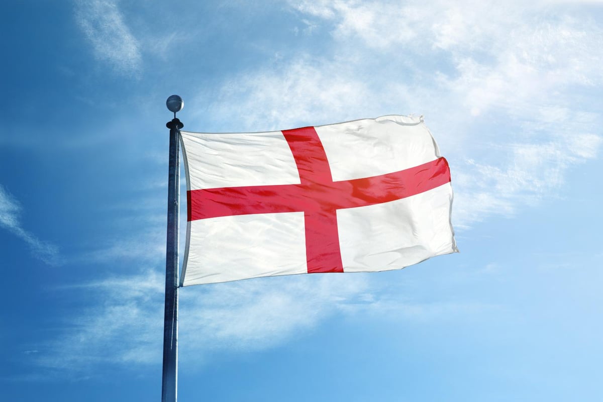 Englshmen fly your flag with pride.