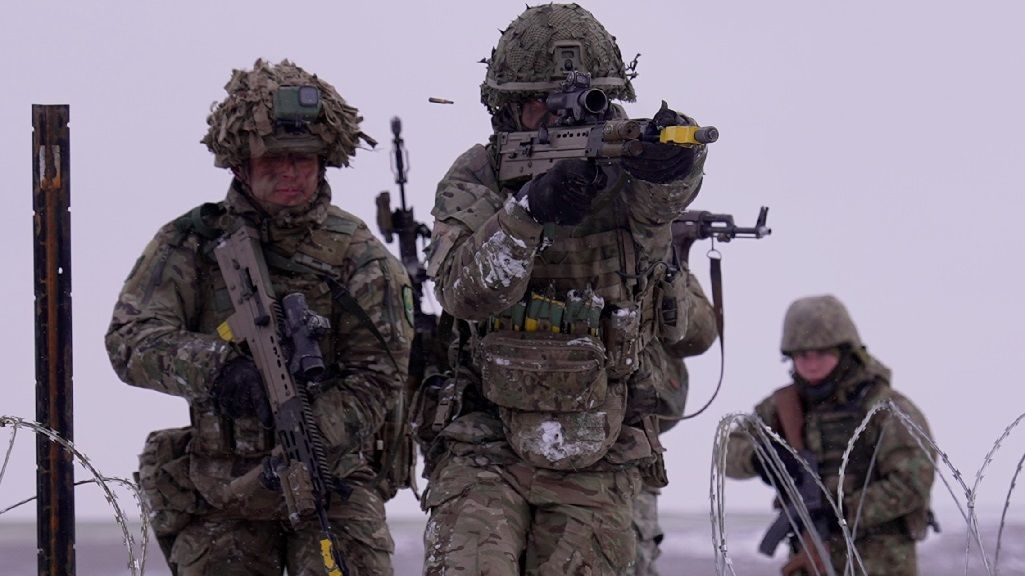British troops police Gaza ceasefire.